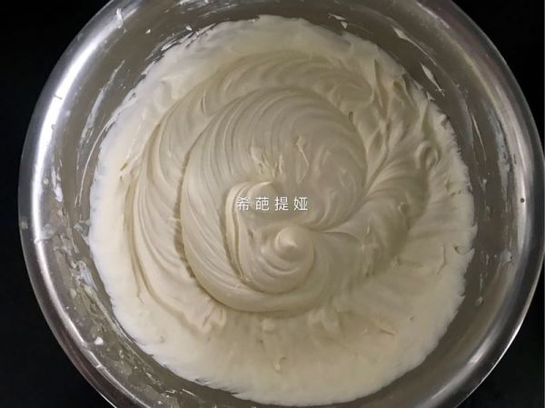 蓝莓芝士流心蛋糕