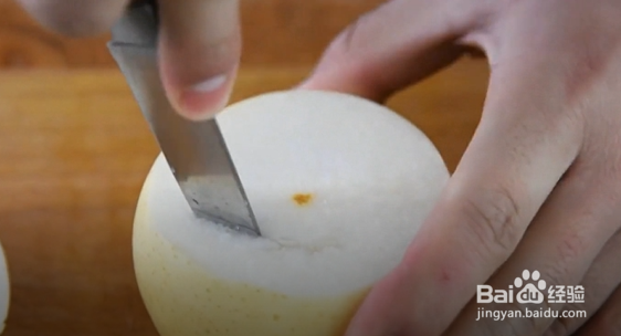 冰糖炖雪梨的做法?