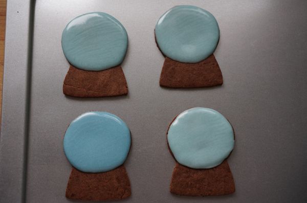 圣诞水晶球音乐盒糖霜饼干