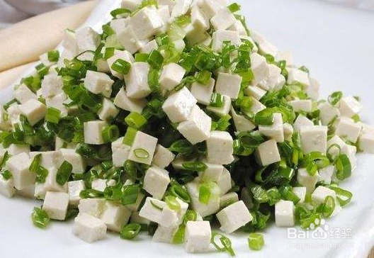 家常小葱拌豆腐的做法