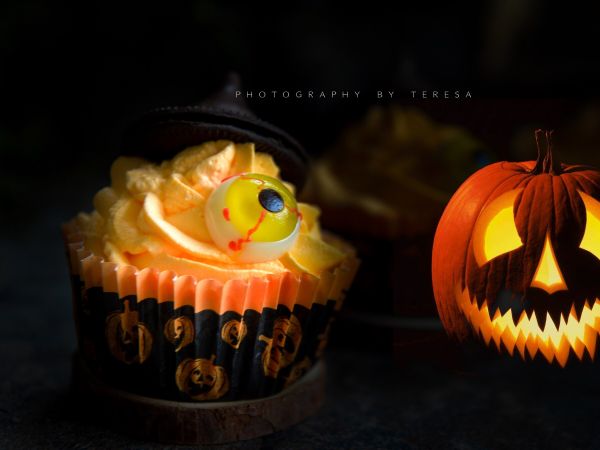 万圣节杯子蛋糕