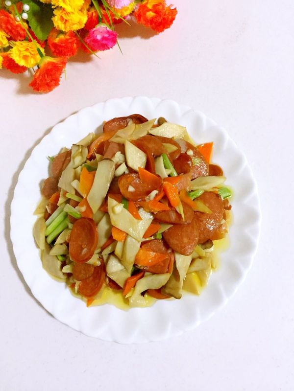 杏鲍菇炒火腿肠