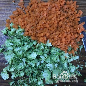 鸡胸肉豆腐蔬菜饼的做法