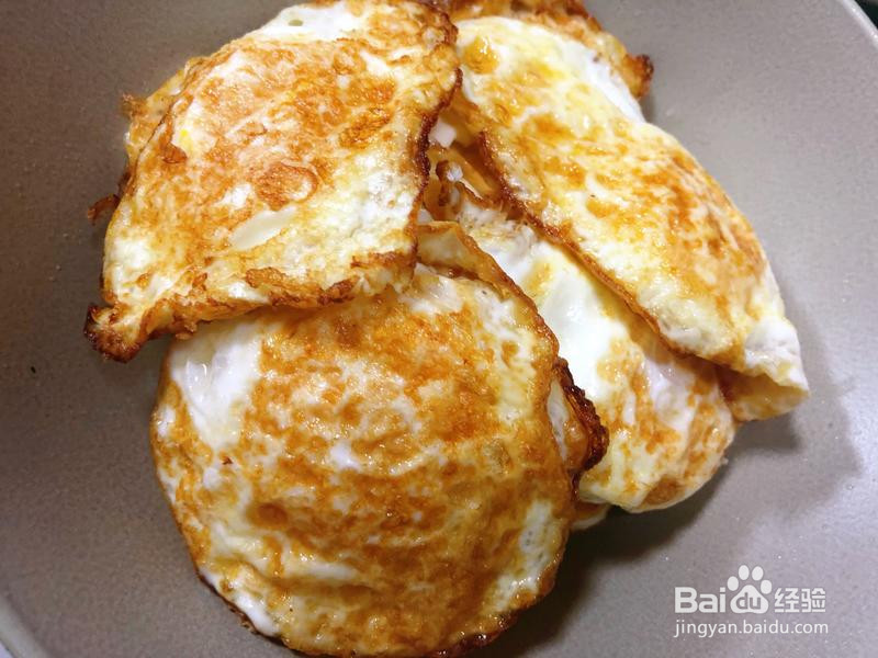 酱油荷包蛋的做法