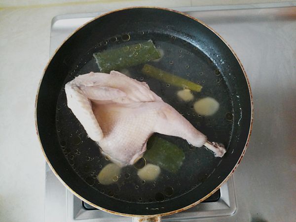 芽菜凉拌手撕鸡