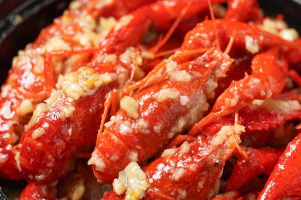 黄油蒜蓉小龙虾