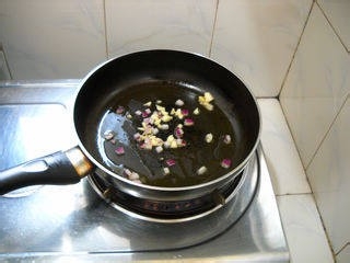 西芹牛肚辣炒面的制作方法