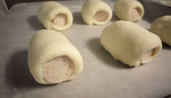 迷你一口肠仔包