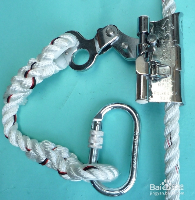 发生火灾时如何正确逃生