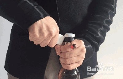 怎样用一张A4纸开啤酒瓶