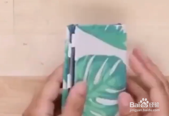 如何用废品制作装饰品