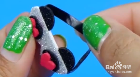 如何给芭比制作眼罩