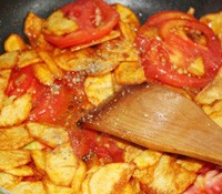 怎么做西红柿炒土豆片