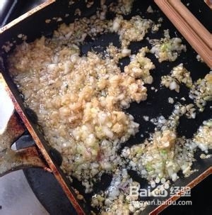 如何做蒜蓉粉丝蒸大虾