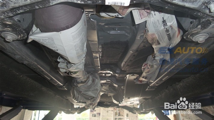 哈弗H6越野车底盘装甲实拍讲解