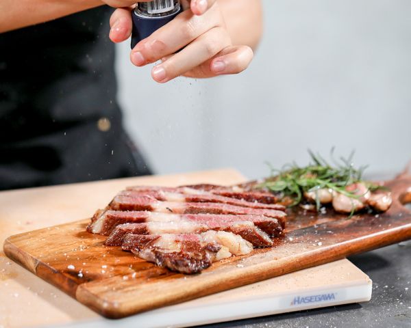 极妙厨房丨香煎牛排