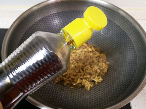 豆皮蔬菜卷蘸酱