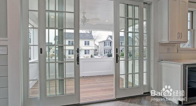 客厅采光不好怎么装修？