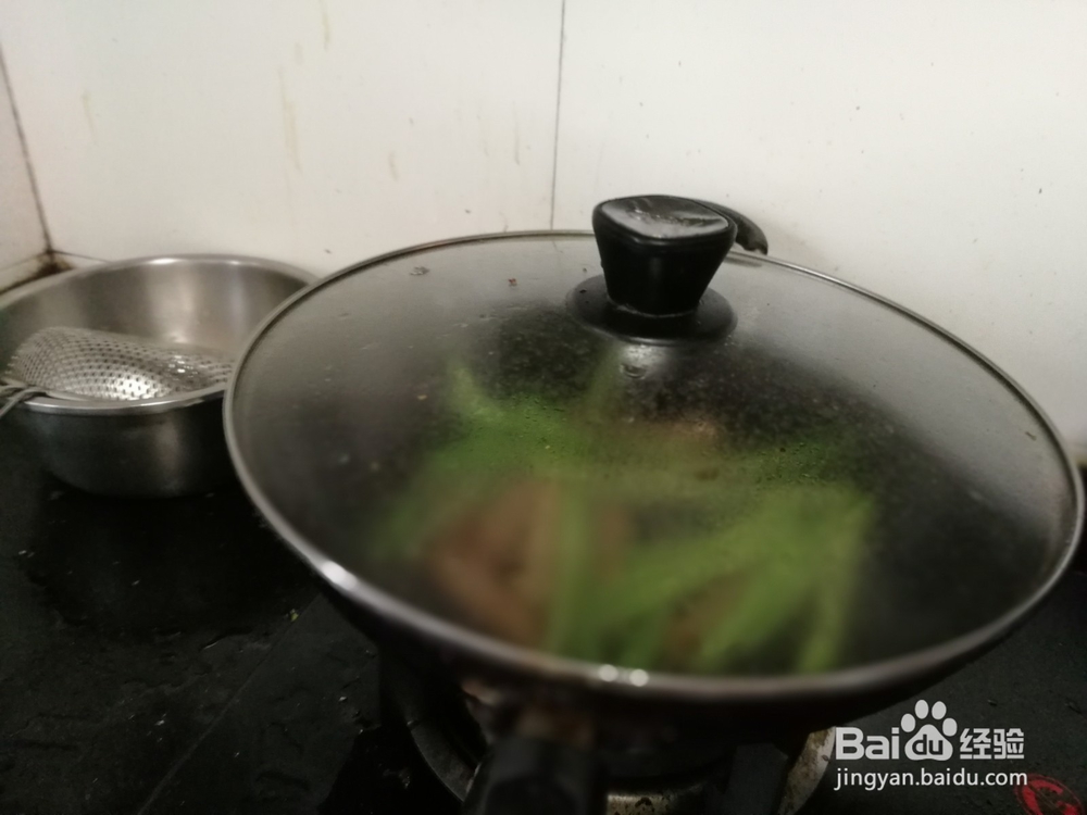 猪肉条炖豆角