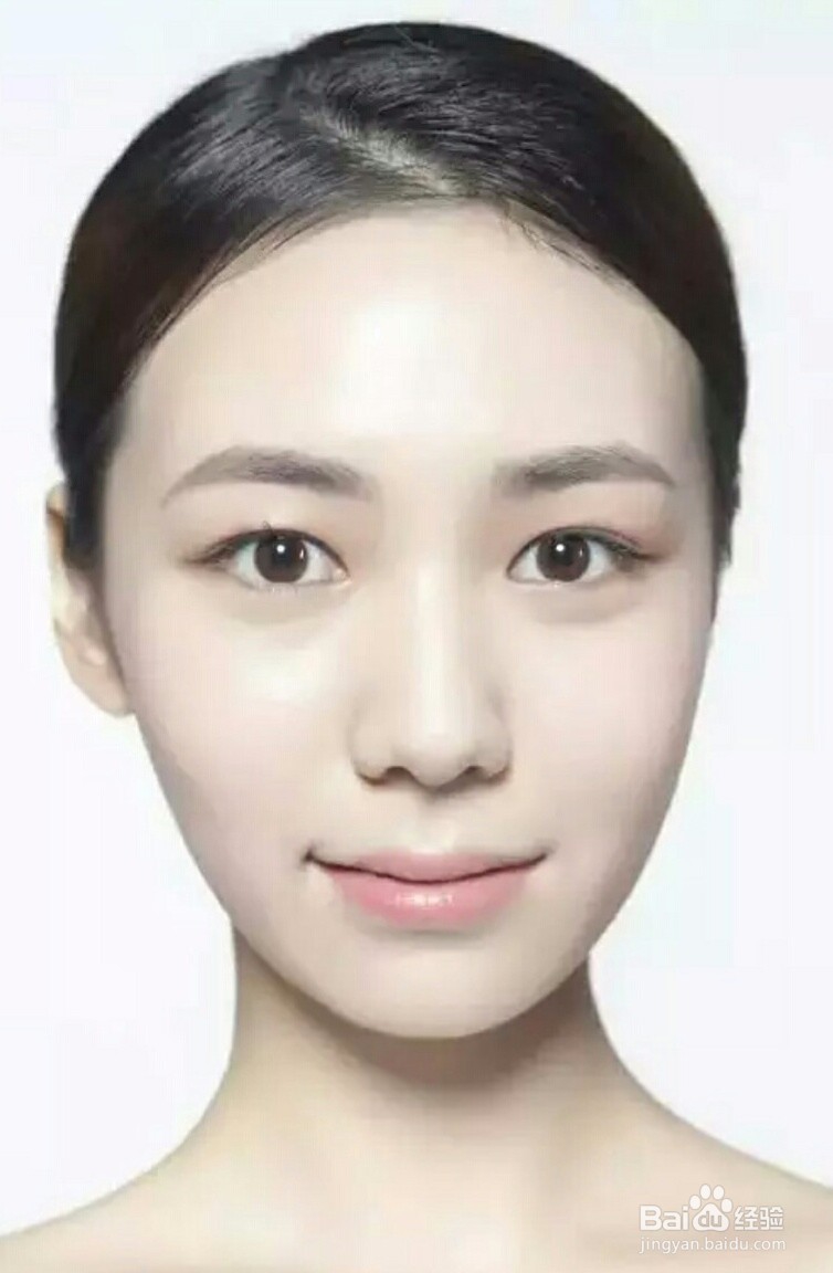 怎样用最简单的化妆品画出美美的淡妆