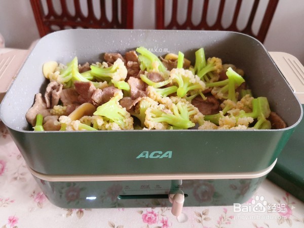 花菜炒肉片的做法
