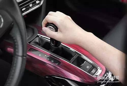 初学驾驶起步换挡停车