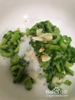 食补佳品凉拌苦瓜的做法
