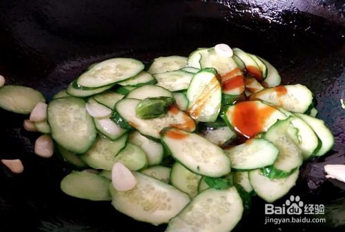 黄瓜的做法——蒜香黄瓜片的做法