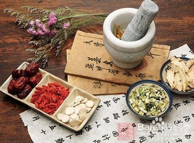 脊髓损伤下肢瘫痪无力麻木，大小便失禁