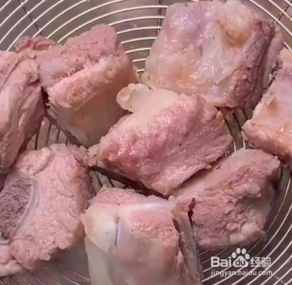 如何做排骨藕汤