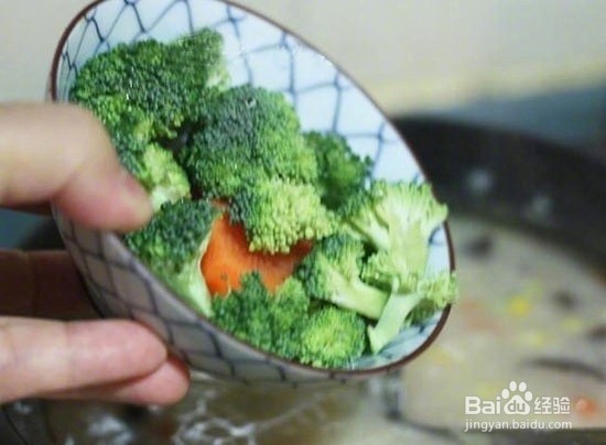 扇贝蔬菜粥的做法