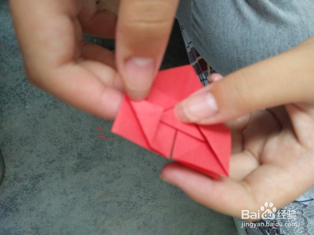 怎么制作爱心折纸