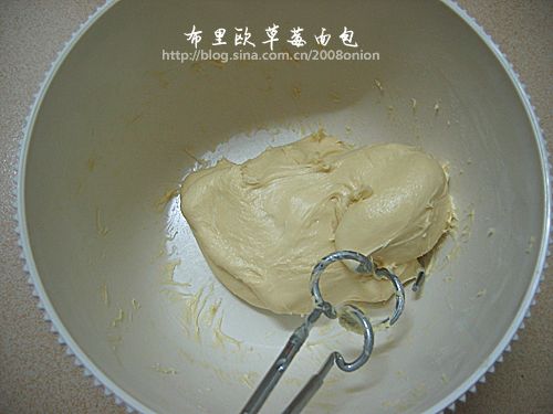 布里欧草莓面包