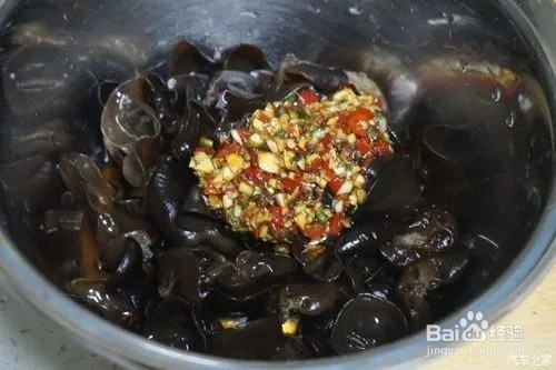 木耳拌豆腐