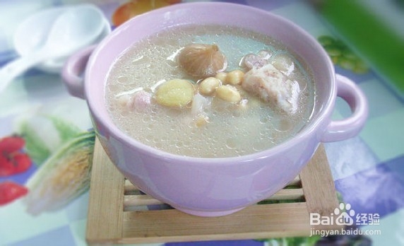 黄豆无花果猪脚汤