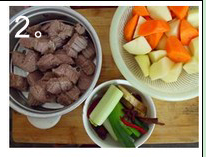 土豆烧牛肉的做法