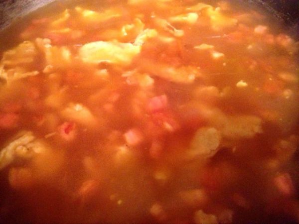 番茄鸡蛋挂面汤