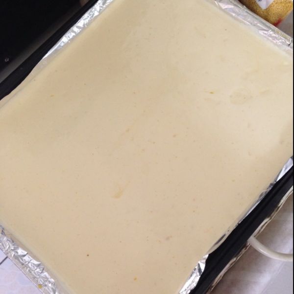 草莓戚风蛋糕卷