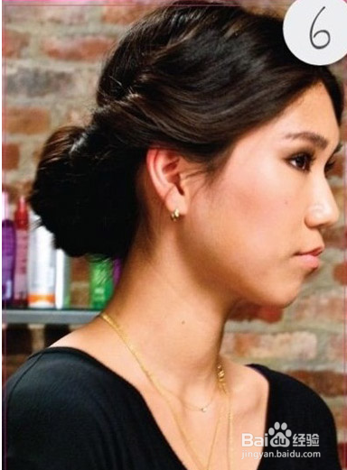 卷发头发多怎么盘发