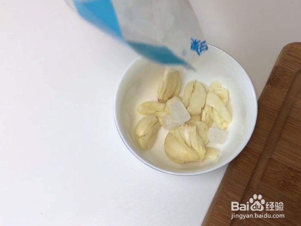 如何在家中制作杏鲍菇炒肉片