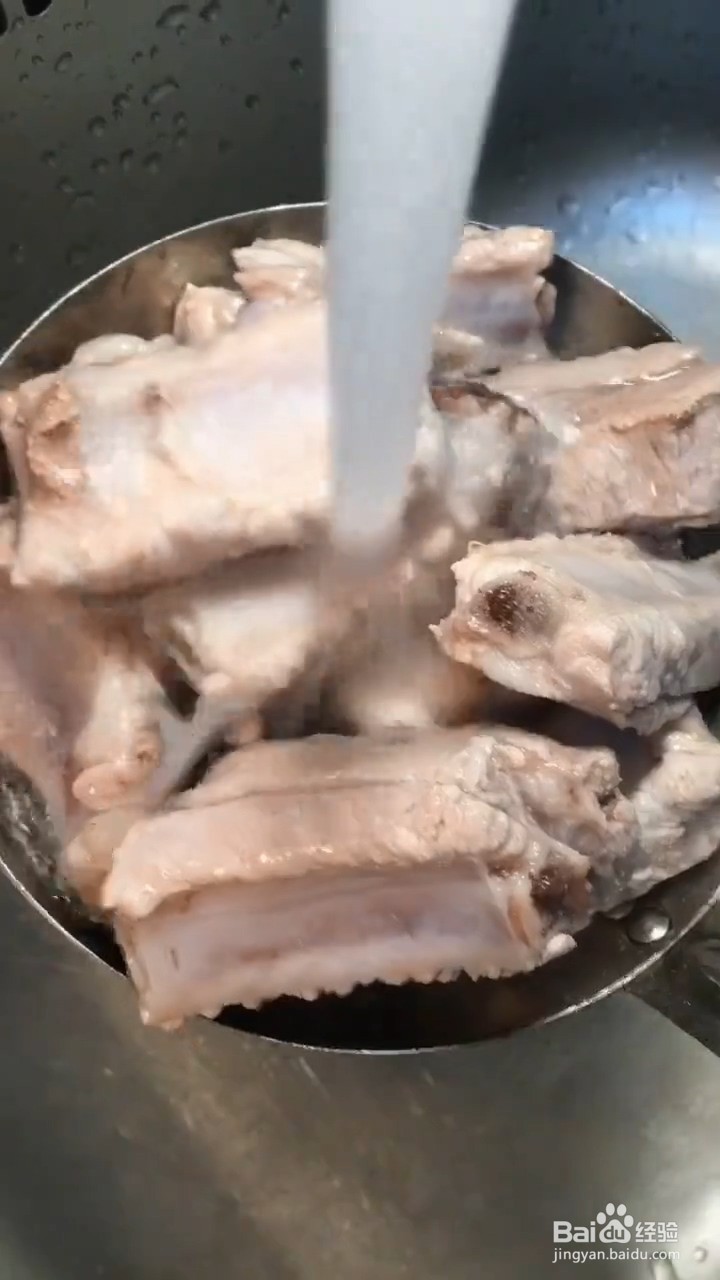 如何制作营养排骨汤