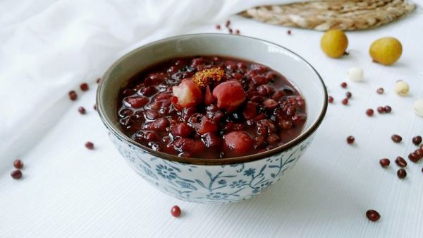 桂圆莲子红豆粥