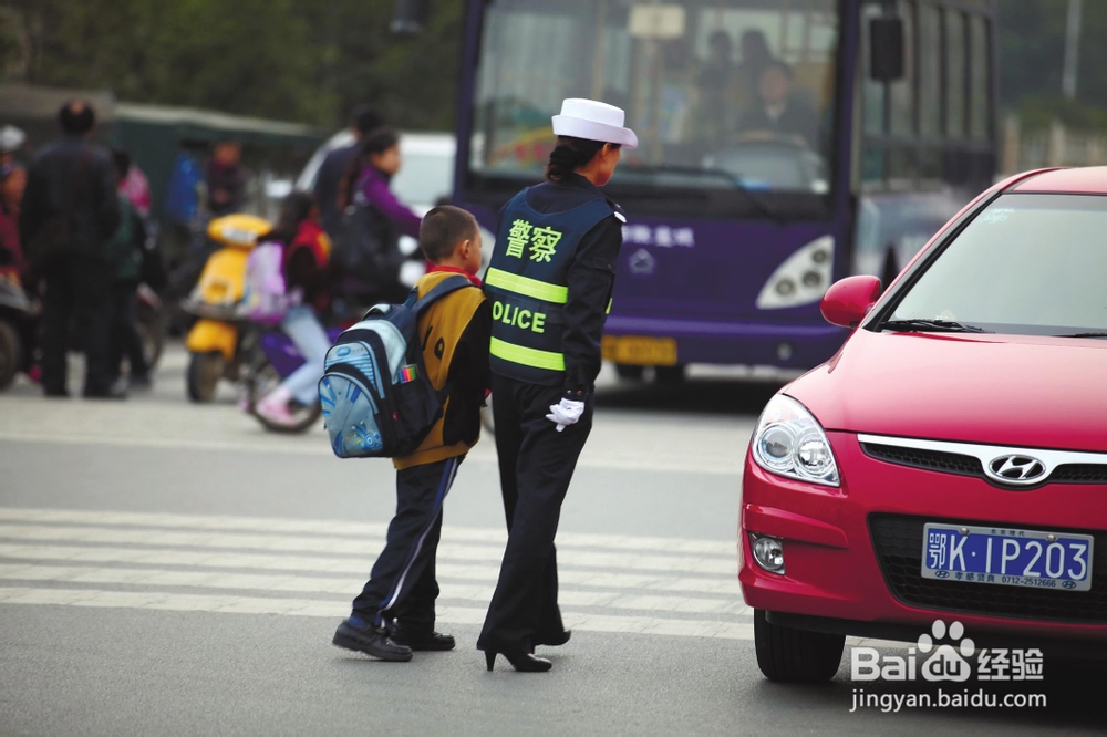 致命危险！儿童小孩乘车注意事项!