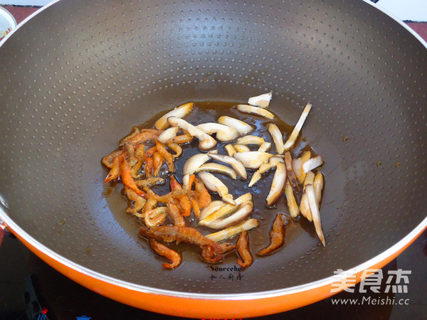 虾米腊肠蒸饭