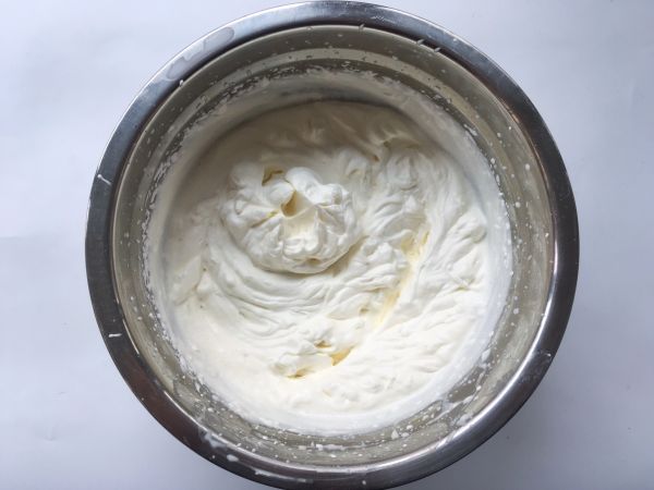 枣泥奶冻蛋糕卷