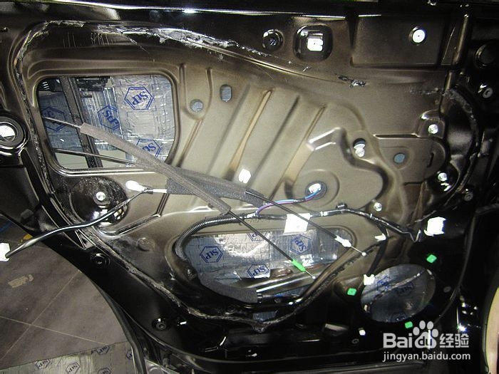 汽车音响改装：[12]汉兰达全车俄罗斯STP隔音