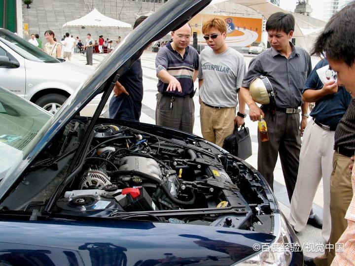 汽车销售员怎么介绍车