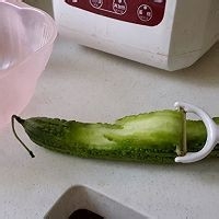 红油牛肉拌苦瓜的做法