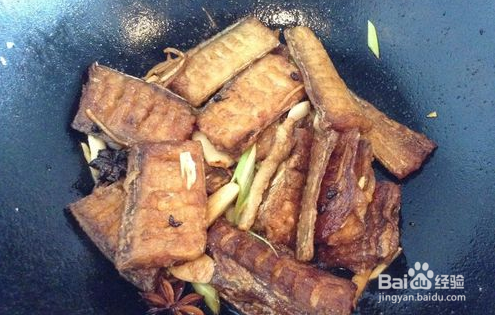 红烧带鱼怎么做