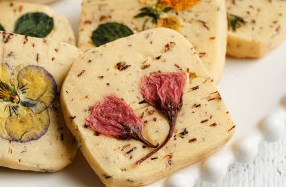 怎样制作颜值超高的花草曲奇步骤